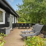 3 Bedroom Amazing In Aabenraa
