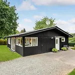 3 Bedroom Amazing In Сasa de vacaciones Aabenraa