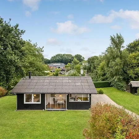 Holiday home 3 Bedroom Amazing In *