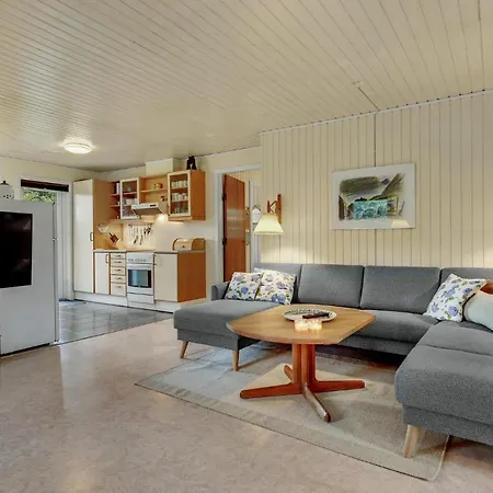 Vakantiehuis 3 Bedroom Amazing In *